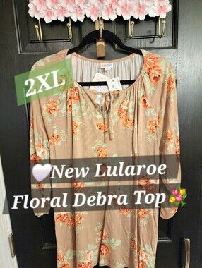 LuLaRoe Debra Top Blouse Shirt Tan with Floral Print 2XL 2x Xxl Plus New